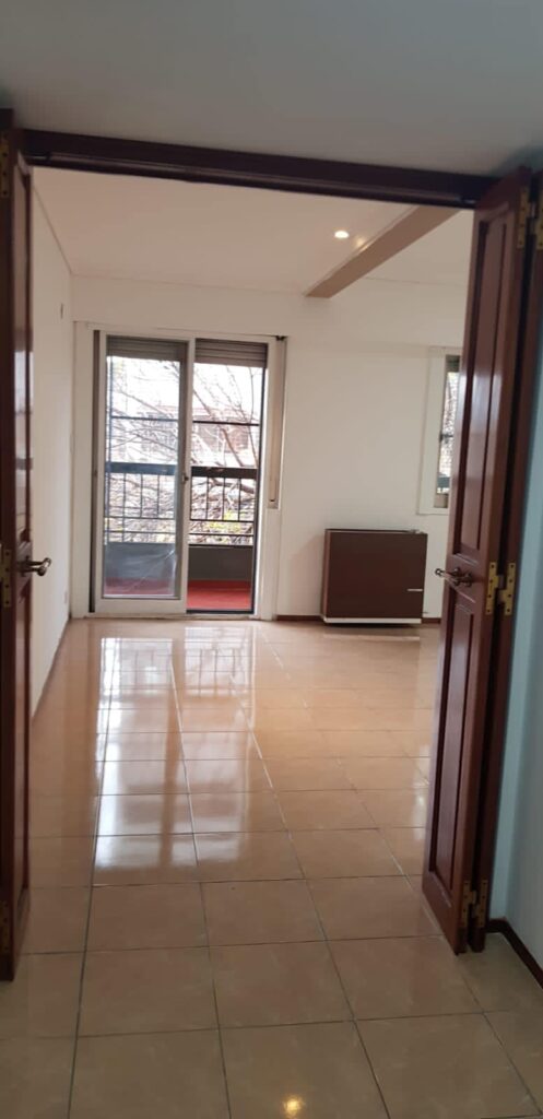 EN VENTA!! departamento de dos dormitorios Urquiza al 2400