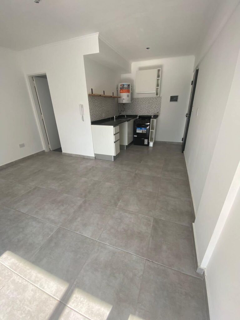 en venta !!! monoambiente, urquiza 2862