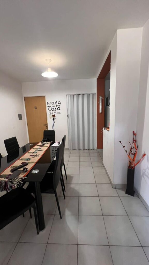 En venta. Departamento de 1 dormitorio. Ov. Lagos 1255