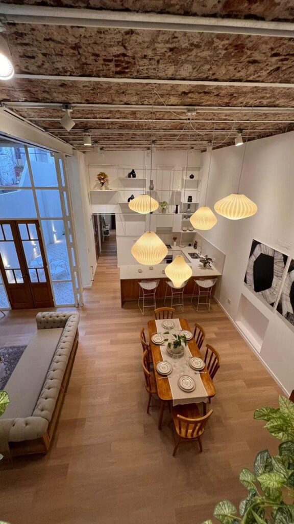 EN VENTA!!! EXCELENTE CASA EN PLENO CENTRO DE ROSARIO