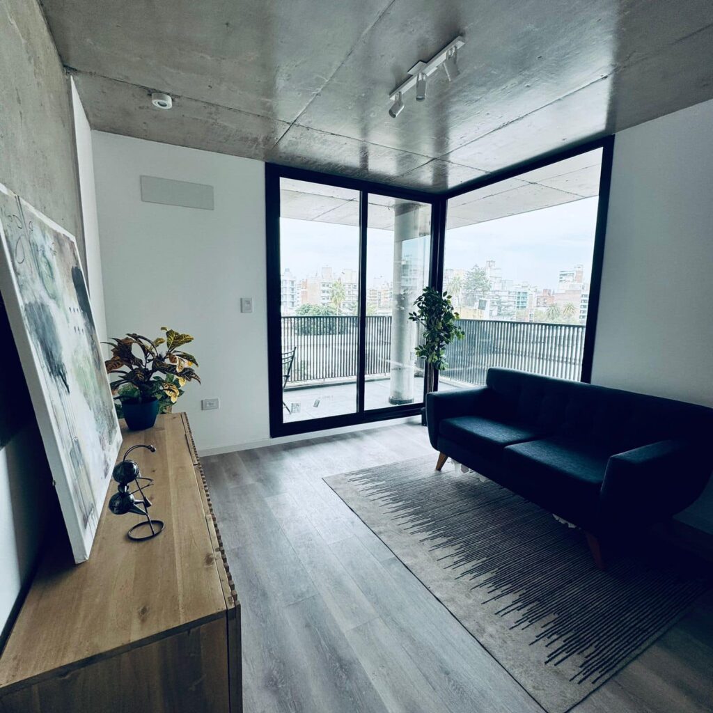EN VENTA!! DEPARTAMENTO DE UN DORMITORIO 9 DE JULIO 508