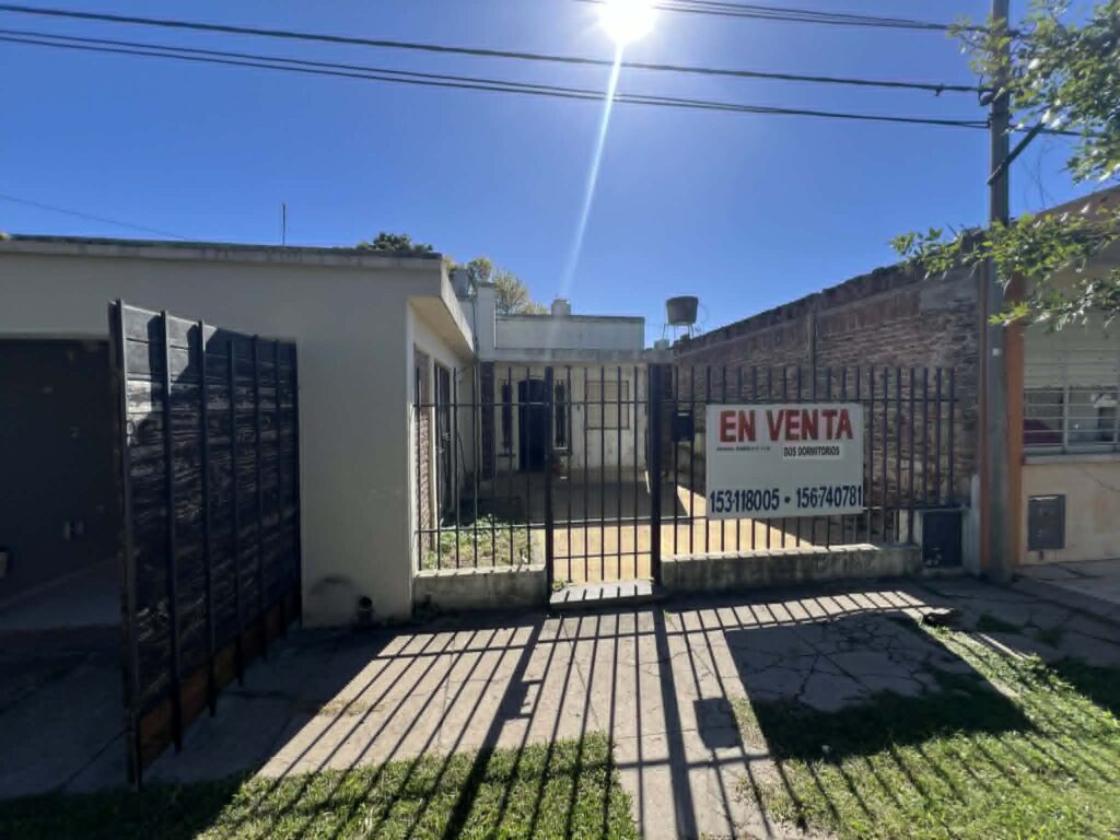 EN VENTA CASA EN CAPITAN BERMUDEZ